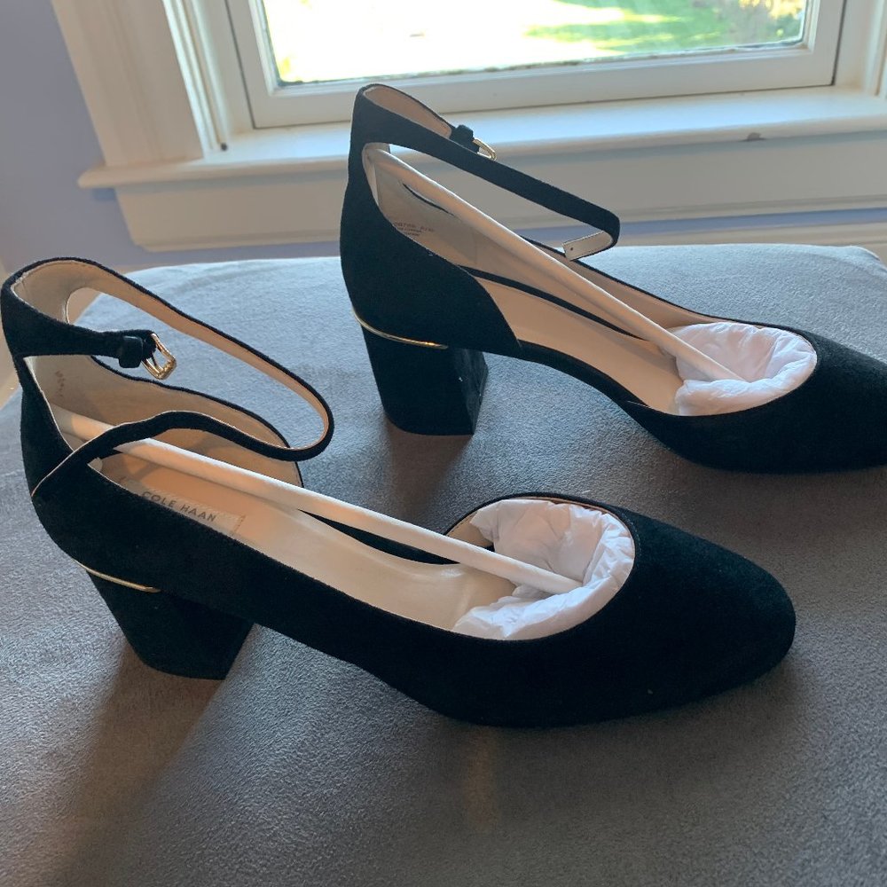 Cole Haan black suede pumps